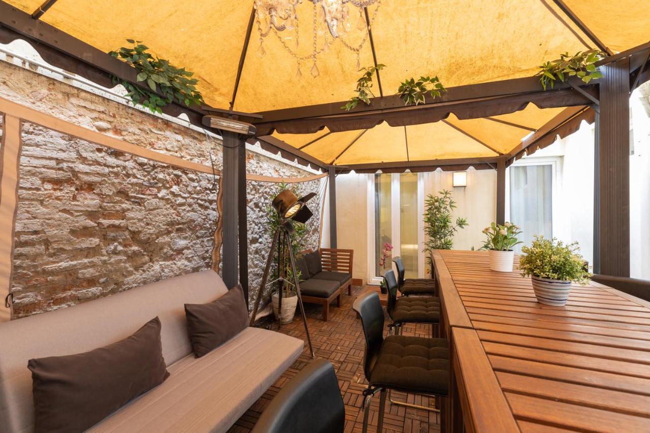 Pinti Patio Apartment Флоренция Экстерьер фото
